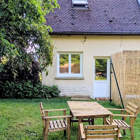 Apartment Maisonnette Avec Jardin Independant Au Coeur Du Parc Naturel Barneville-sur-Seine